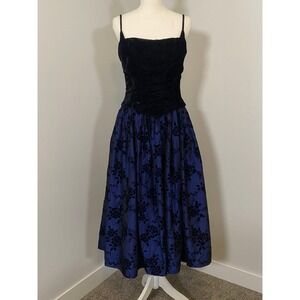 Jessica‎ McClintock Gunne Sax Dress Sz 7/8 Blue Black Velvet Floral Dark Romance